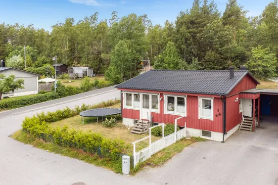 Radhus, Bergsättravägen 1, Margretelund, Österåker