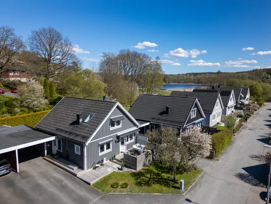 Villa, Radhus, Åkerövägen 11, Pixbo, Härryda
