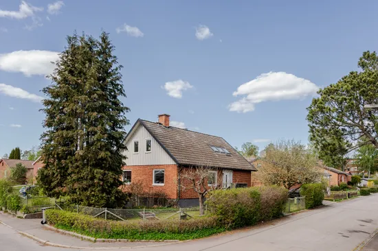 Villa, Salogatan 8, Katrineholm Nävertorp, Katrineholm