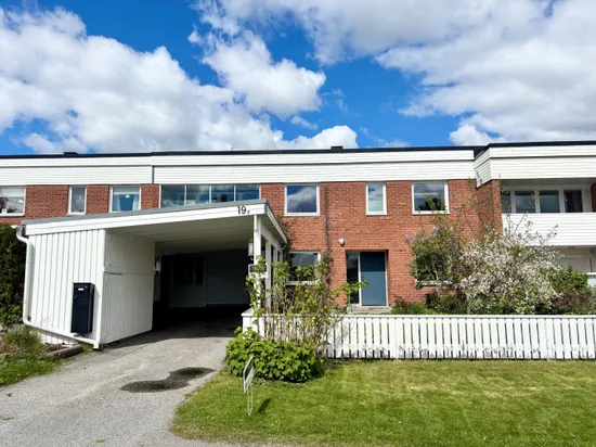 Radhus, Skidspåret 19C, Berghem, Umeå