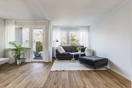 Villa, Radhus, Smedbyvägen 11, Smedby, Österåker
