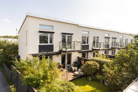 Villa, Radhus, Greta Arwidssons väg 36, Gamla Uppsala, Uppsala