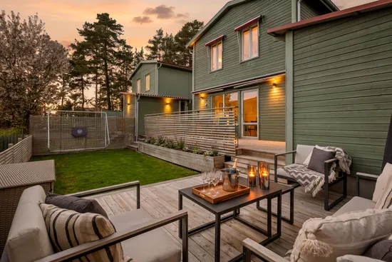 Villa, Skvadrongränd 7, Stäket, Järfälla