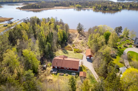 Villa, Holmtorpsvägen 31, Mälarbaden, Eskilstuna