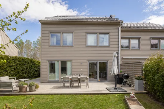 Bostadsrätt, Radhus, Hövdingevägen 67, Väsjön, Sollentuna