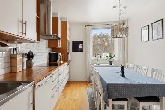 Bostadsrätt, Näsbydalsvägen 14, Näsbydal, Täby
