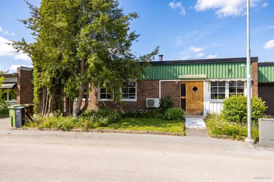 Villa, Radhus, Tallörtsgatan 42, Munksundet, Enköping