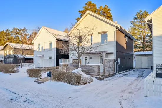 Villa, Norra Årvägen 42, Brunnby Park, Upplands Väsby