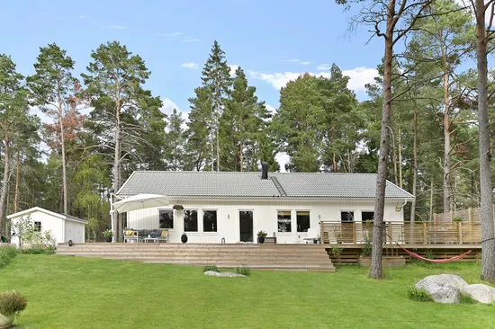 Villa, Stugvägen 18B, Ekerö