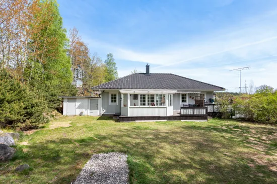 Villa, Långsvängen 40, Botkyrka