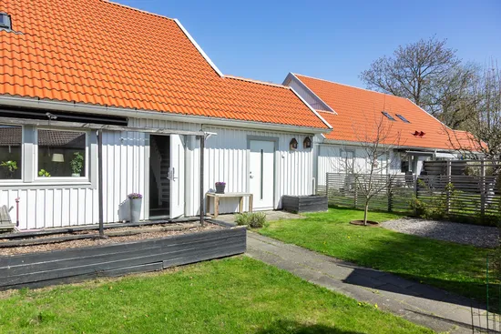 Bostadsrätt, Radhus, Lärkbacken 1B, Frillesås tätort, Kungsbacka