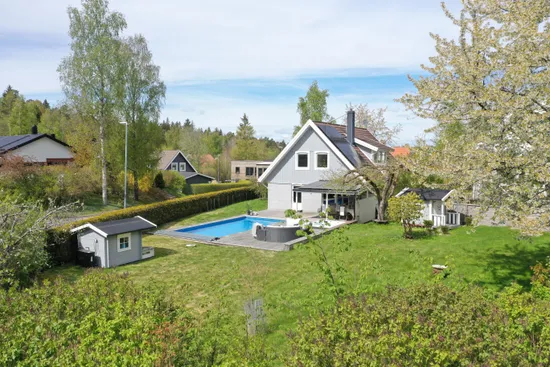 Villa, Kornettvägen 32, Viby, Sollentuna
