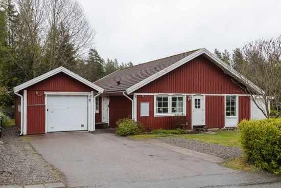 Villa, Rubanksvägen 6, Kärsta, Västerås