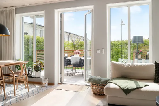 Villa, Radhus, Järva skjutbaneväg 75, Järvastaden, Solna