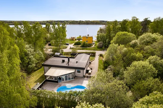 Villa, Slipvägen 12, Sanda, Strängnäs