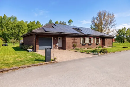 Villa, Vaktelvägen 71, Örebro