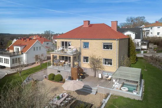 Villa, Karlslundsgatan 5, Centrum, Ulricehamn