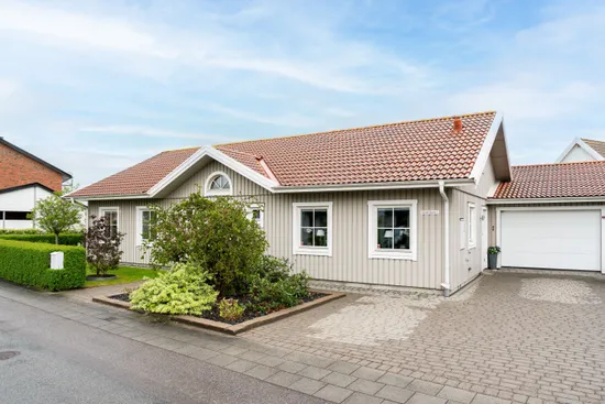 Villa, Sadelvägen 1, Arvidsborg, Kävlinge
