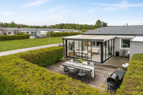 Bostadsrätt, Radhus, Krusbärsgatan 56, Nya Hjärsta, Örebro