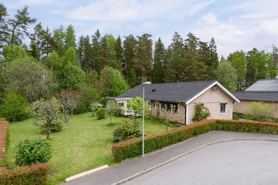 Villa, Bergsvängen 16, Sjunnen, Vetlanda