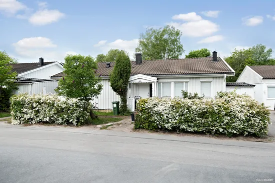 Villa, Radhus, Lavendelvägen 63, Slagsta, Botkyrka
