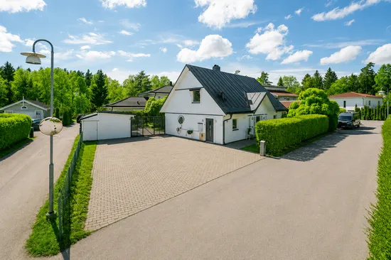 Villa, Gamla Lyckebyvägen 32, Vendelsö, Haninge