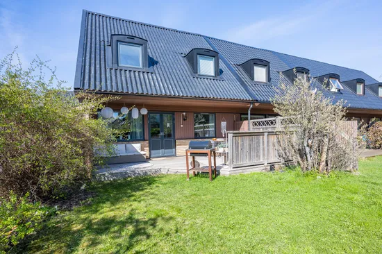 Villa, Kvartsvägen 56, Carlshem, Umeå