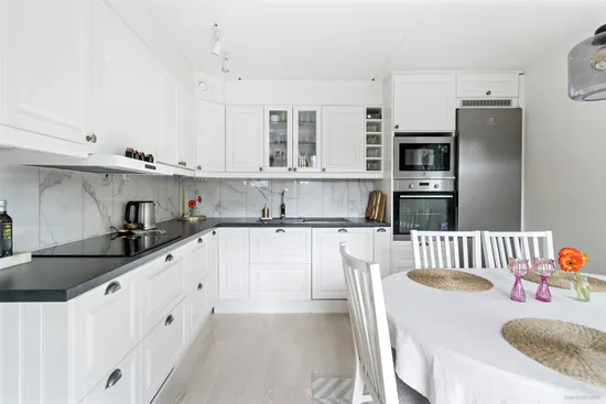 Bostadsrätt, Tallåsvägen 308, Kragstalund, Vallentuna