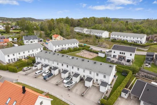 Bostadsrätt, Radhus, Humlevägen 1D, Ekeberg, Lilla Edet