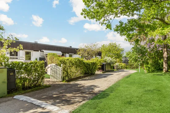 Villa, Radhus, Malmvägen 101, Segeltorp, Huddinge