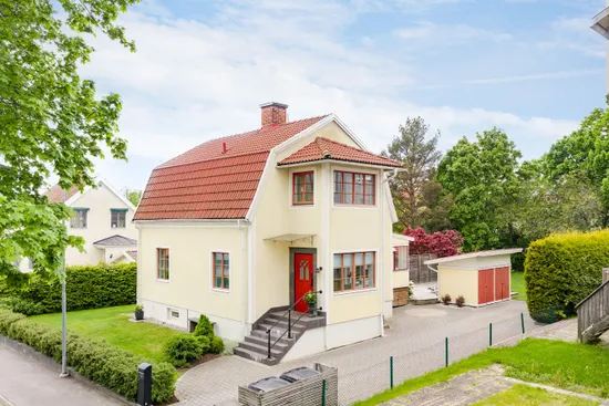 Villa, Zederslundsgatan 14, Motala