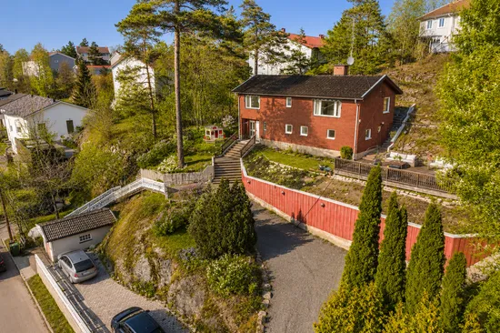 Villa, Fornborgsvägen 43, Solgård, Huddinge