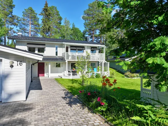 Villa, Ringduvevägen 16, Östersund
