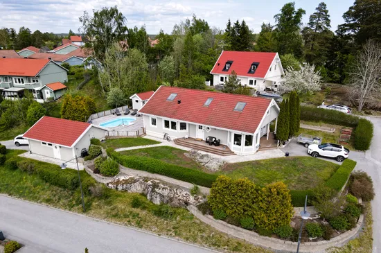 Villa, Runvägen 18, Runö, Österåker