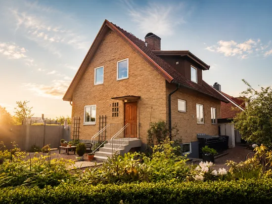 Villa, Östgötagatan 1, Adolfsfält, Ängelholm