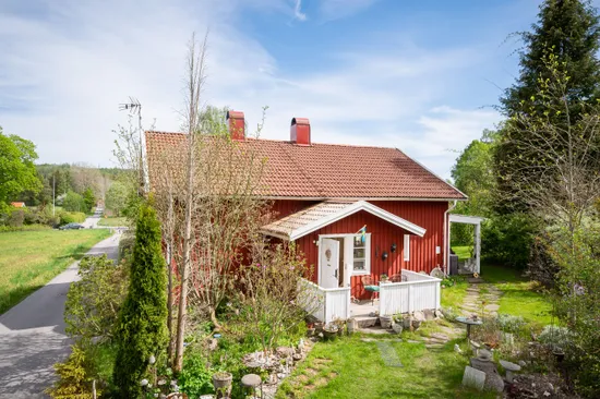 Villa, Dalängsvägen 12, Hyssna, Mark