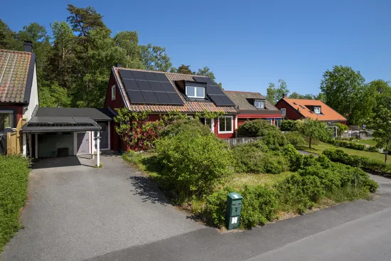 Villa, Radhus, Stallvägen 6, Ella gård, Täby