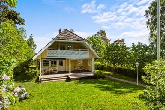 Villa, Tibblevägen 27, Lahäll, Täby