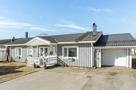 Villa, Radhus, Ekorrstigen 10, Marielund, Haparanda