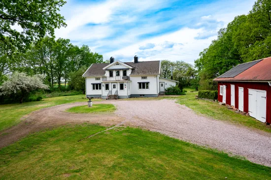 Villa,  Stora Brätteberg 2, Jung, Vara