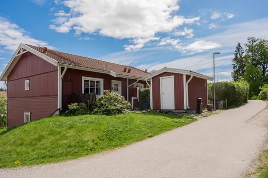 Villa, Radhus, Vitvingevägen 23, Myrängen, Huddinge
