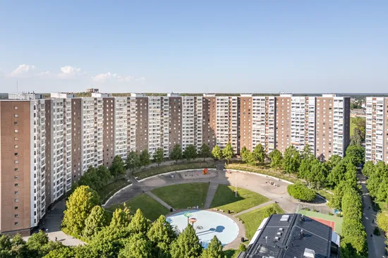 Bostadsrätt, Gustaf bergs väg 17a, Täby centrum - storstugan, Täby