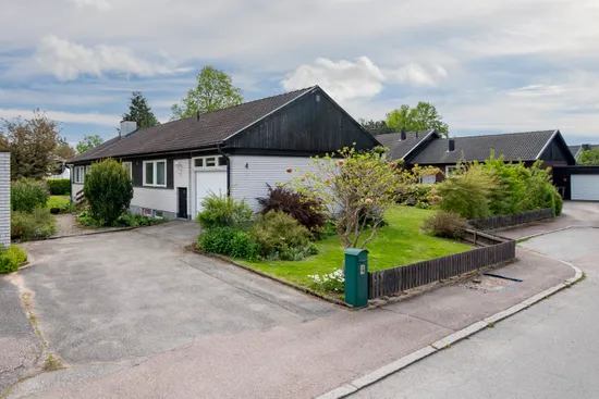 Villa, Idgatan 4, Hamre, Västerås