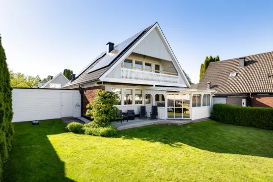 Radhus, Droppstensvägen 9, Lundby, Örebro