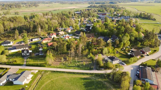 Tomt, Generös tomt om 1186 kvm i populära Foghammar i Alunda, Alunda, Östhammar