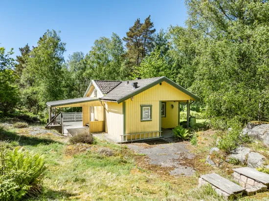 Fritidshus, Glöskär 335, Kärna kustremsa. Överön, Glose, Glöskär, Brunnefjäll, Vedhall & Åkerhög., Kungälv