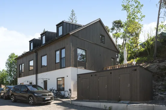 Radhus, Temperavägen 12 A, Fullersta, Huddinge