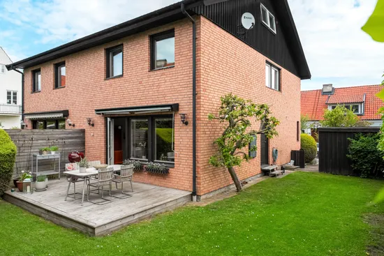 Villa, Radhus, Fredrik Cösters gata 11A, Tågaborg, Helsingborg