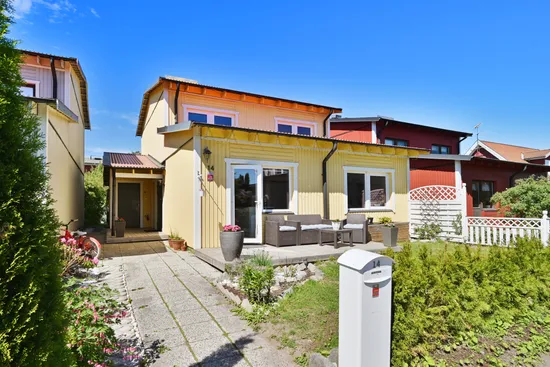 Villa, Radhus, Pilgrimsvägen 14, Prästgårdsmarken/Prästhagen, Upplands Väsby