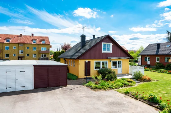 Villa, Garvaregatan 4, Skara